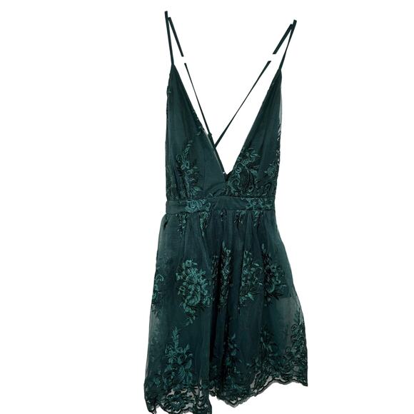 NWT A Love To Remember Emerald Lace Backless Skater Dress S Holiday Christmas - Picture 2 of 7